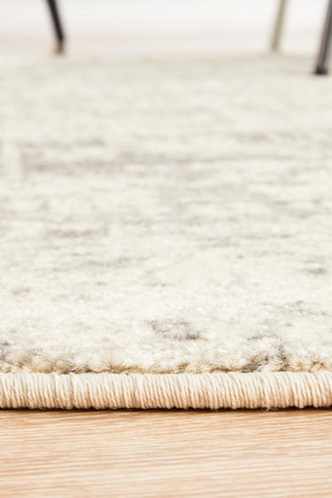 Camilla Transitional Grey & White Distressed Round Rug